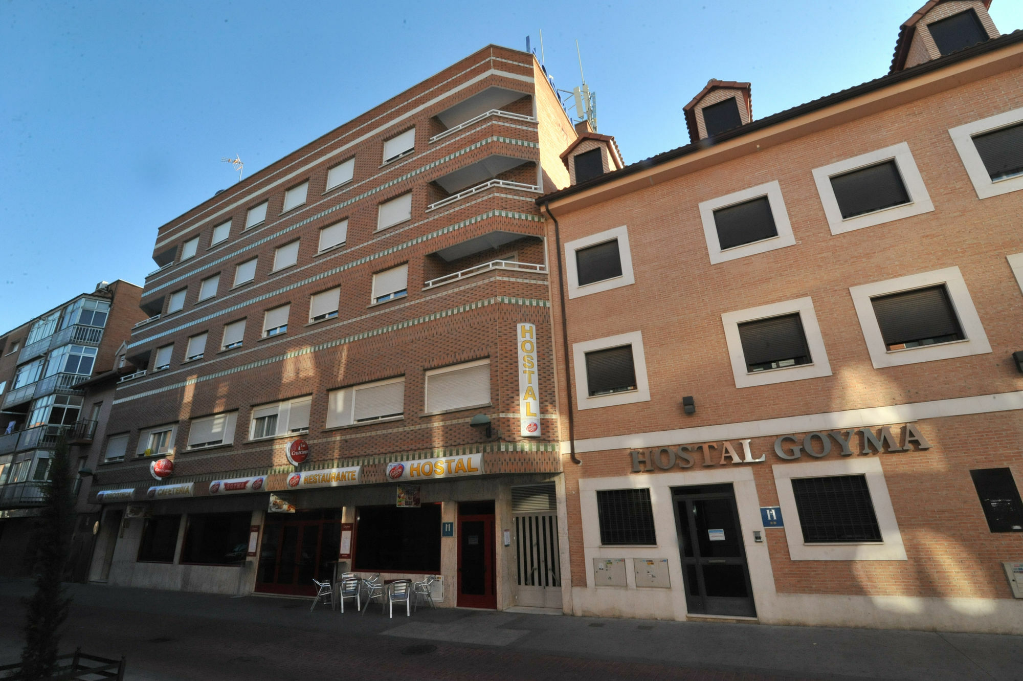 Hostal Goyma I San Fernando De Henares Zewnętrze zdjęcie