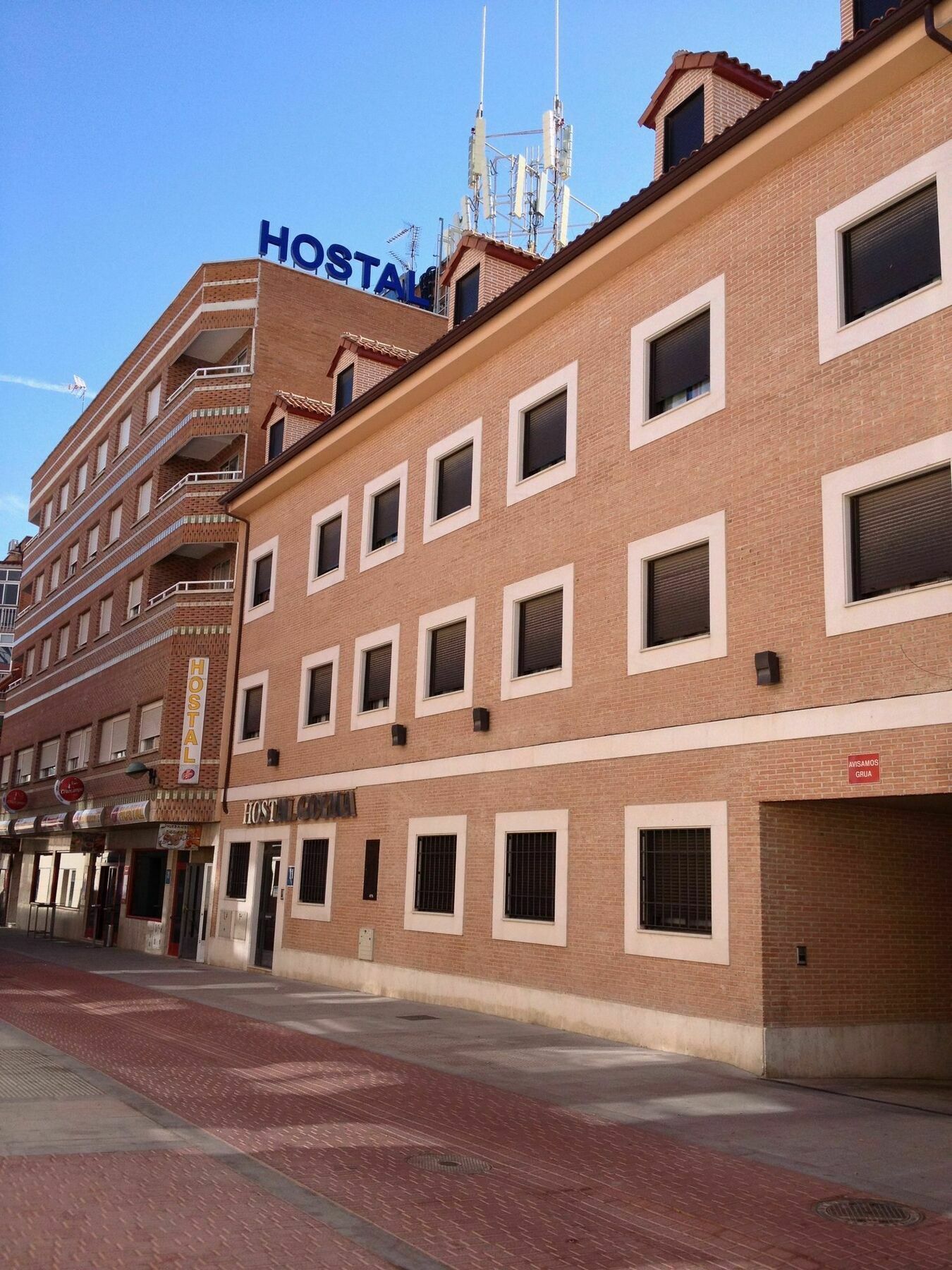 Hostal Goyma I San Fernando De Henares Zewnętrze zdjęcie